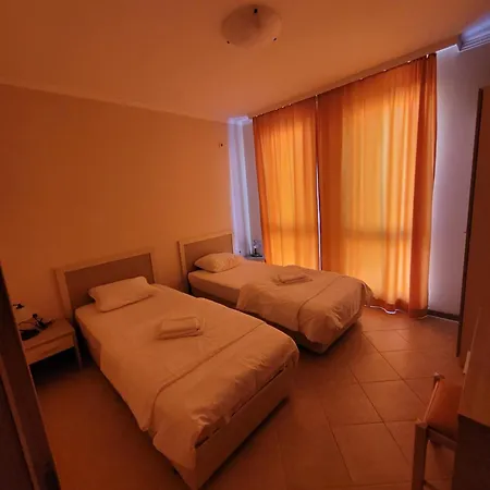 Апартхотел Royal Sun Слънчев бряг