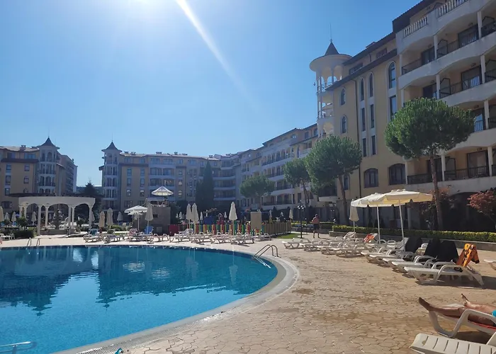 Aparthotel Royal Sun 4*