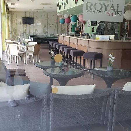 Royal Sun 아파트호텔 4*